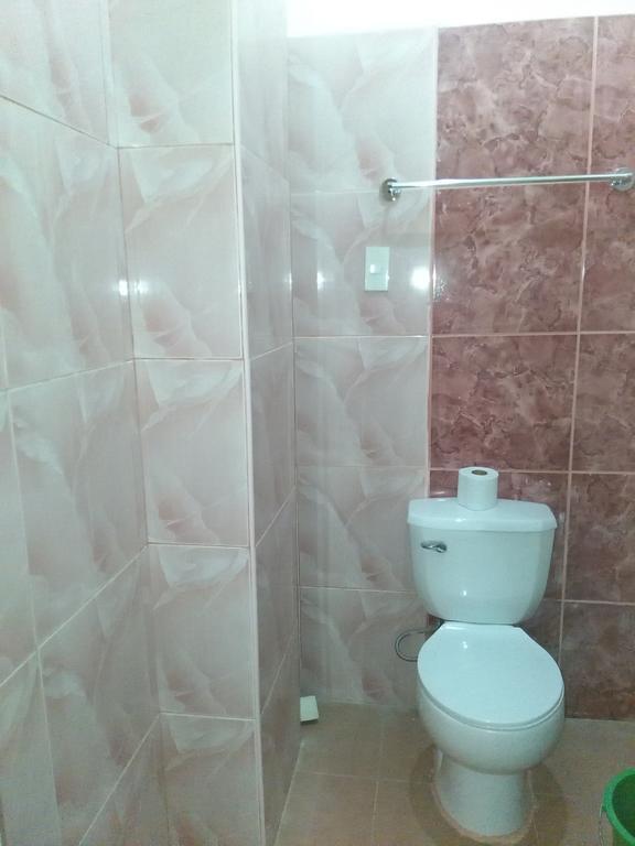 Aranas-Carillo Travellers Inn Калібо Екстер'єр фото